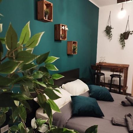 Al Civico 15 Apartment Salerno Luaran gambar